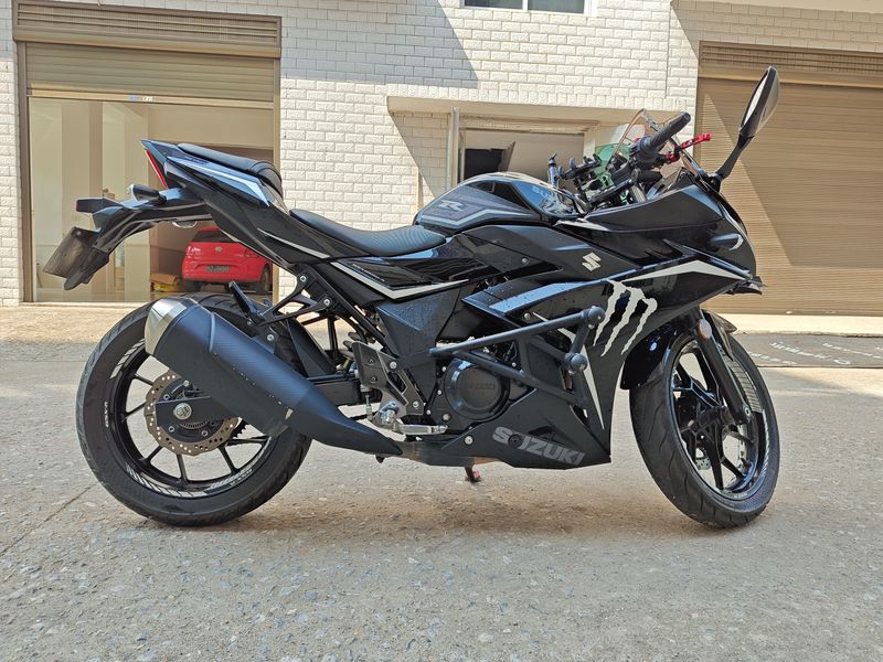 二手豪爵铃木GSX250R