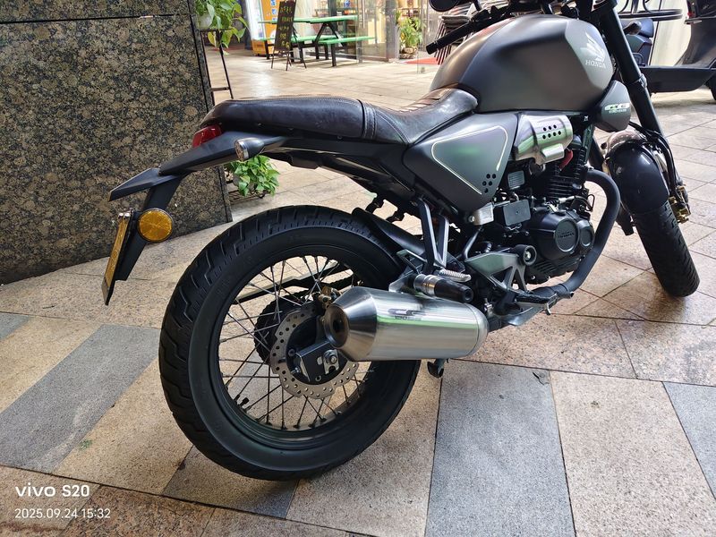 二手五羊本田鸷道 CB190SS