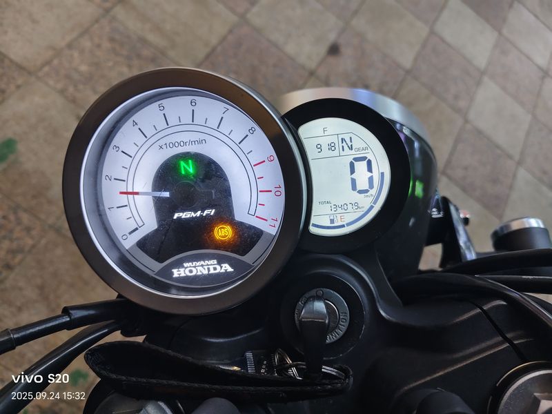 二手五羊本田鸷道 CB190SS