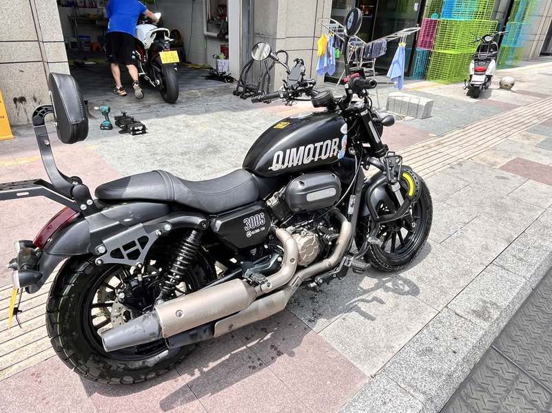 二手QJMOTOR闪300