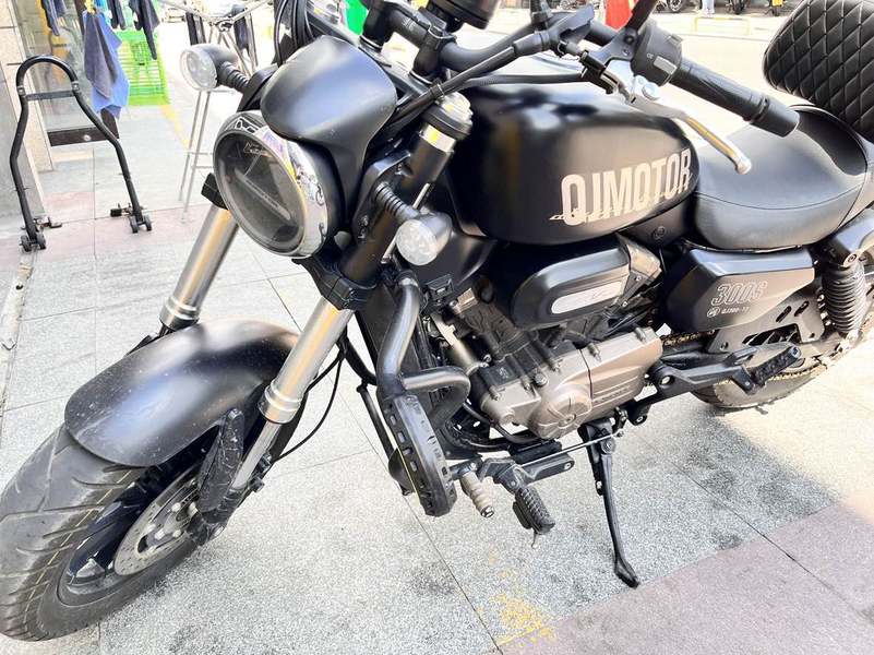 二手QJMOTOR闪300
