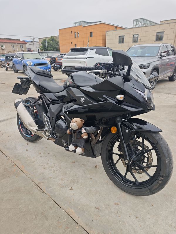 二手豪爵铃木GSX250R