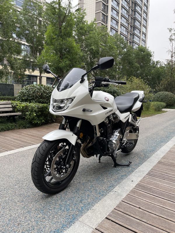 二手本田CB1300 Super Bol D'or