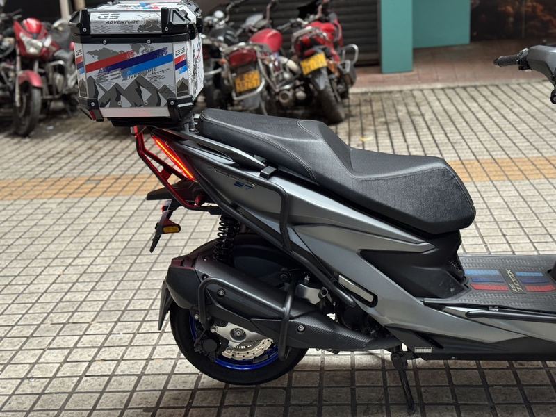 二手光阳赛艇 ST250