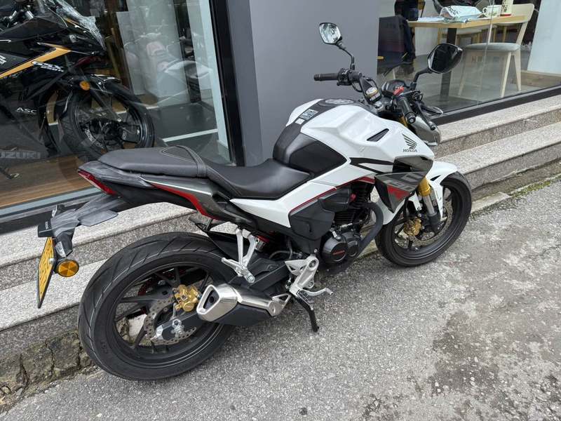 二手五羊本田CB190R 暴锋眼