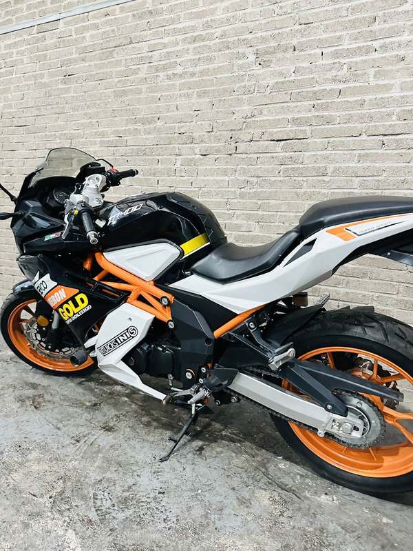 二手台荣TR 400