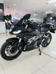 二手贝纳利龙卷风 Tornado 402R