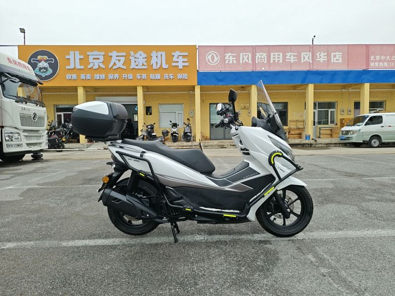 二手豪爵UHR150