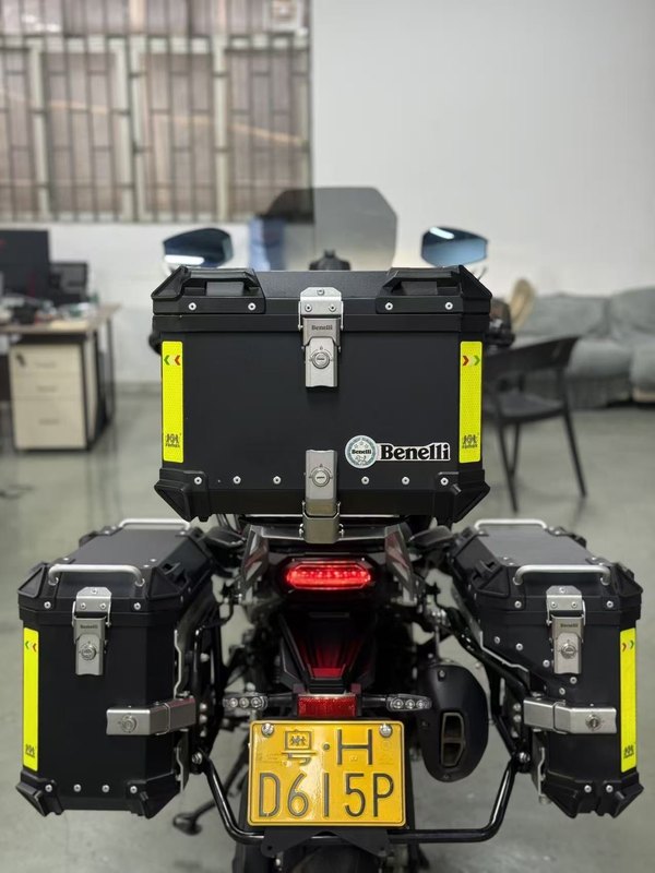 二手贝纳利TRK702