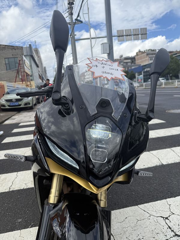 二手贝纳利龙卷风 Tornado 402R
