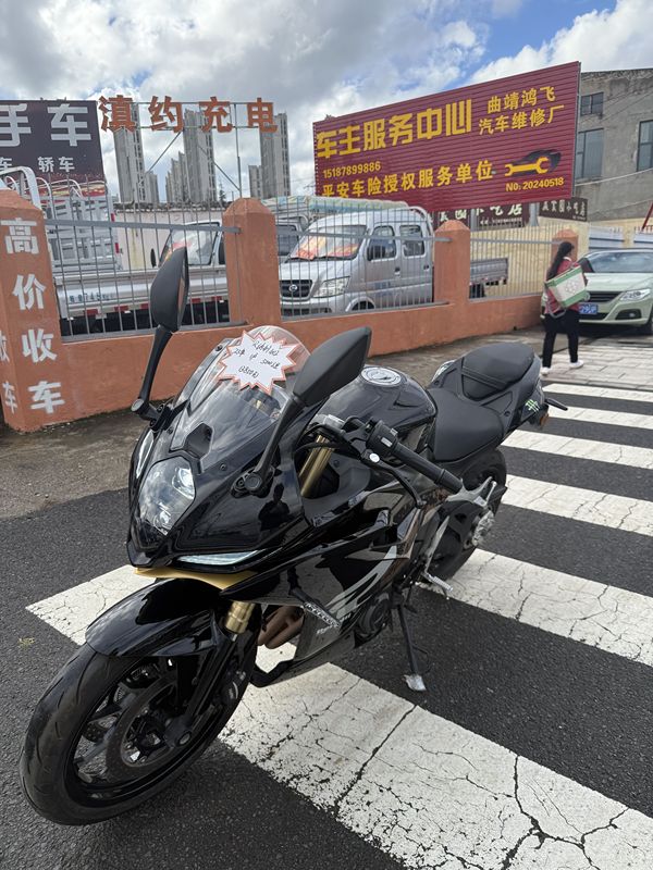 二手贝纳利龙卷风 Tornado 402R