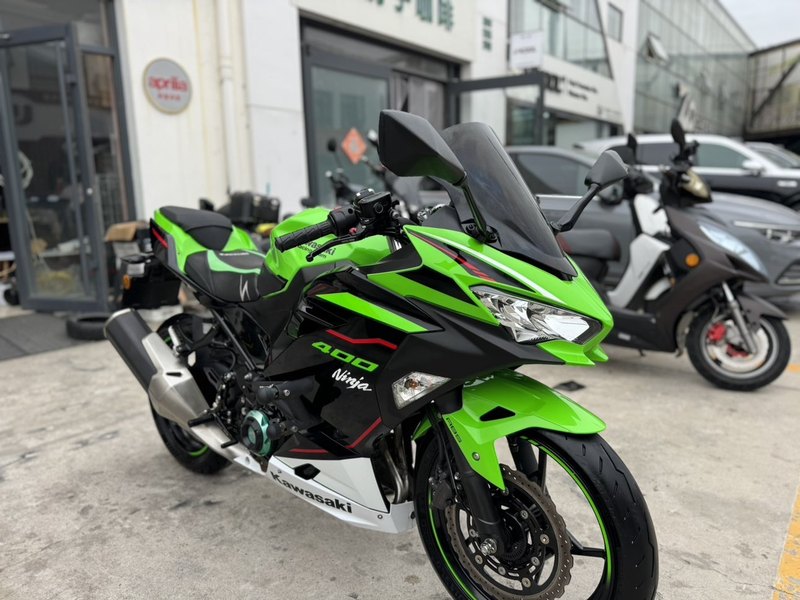 二手川崎Ninja 400