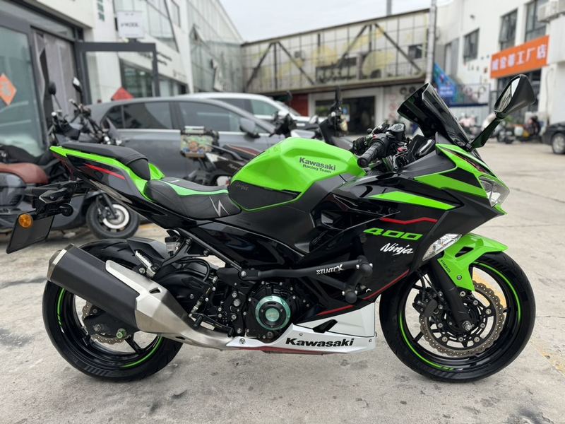 二手川崎Ninja 400