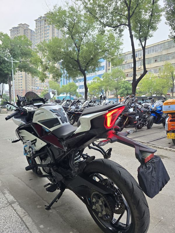二手春风250SR