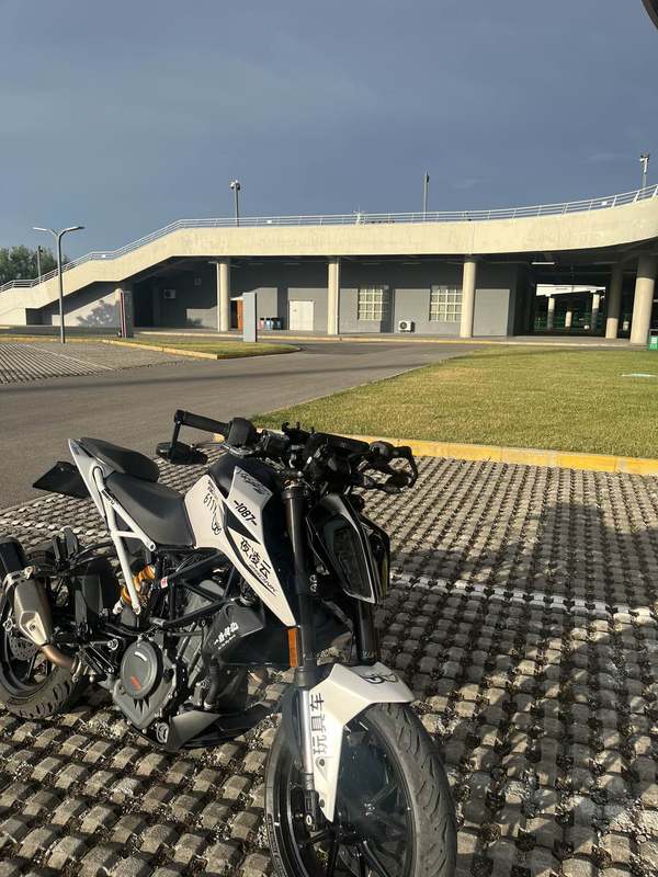 二手KTMR2R390 Duke
