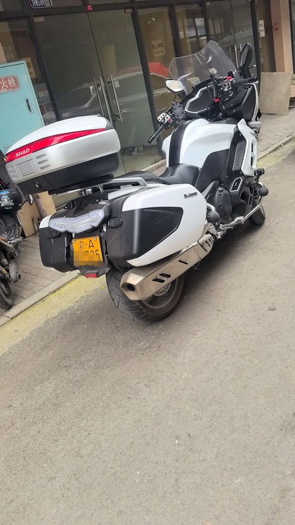 二手贝纳利1200GT