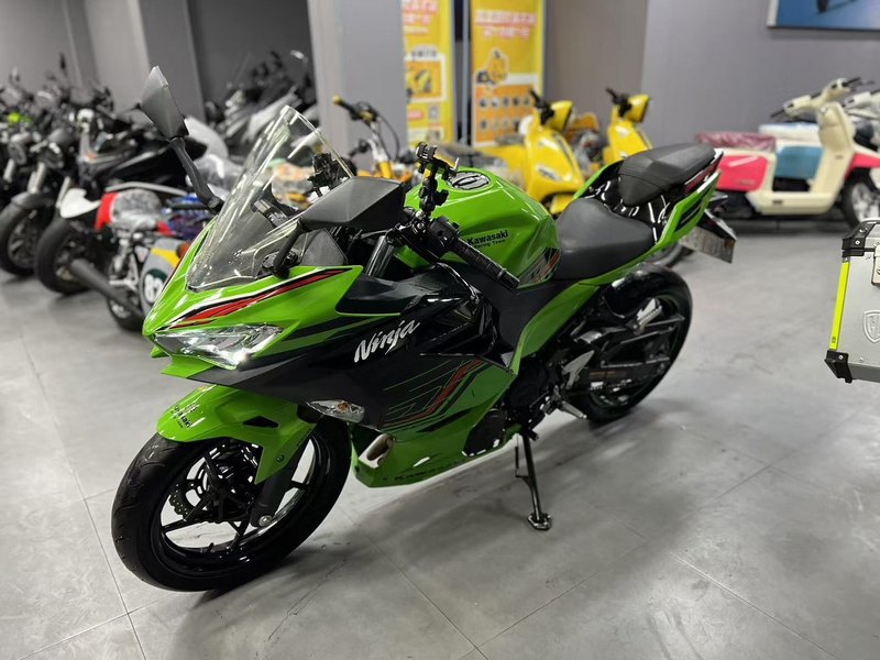 二手川崎Ninja 400