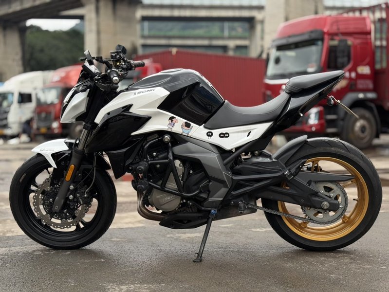二手春风650NK