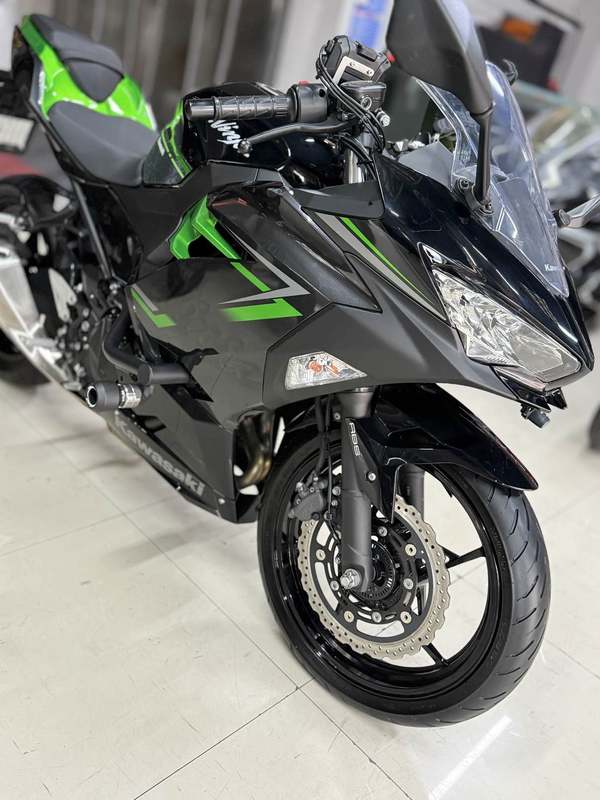 二手川崎Ninja 400