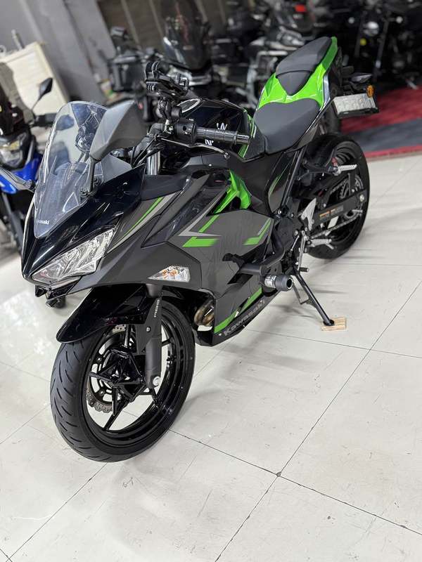 二手川崎Ninja 400