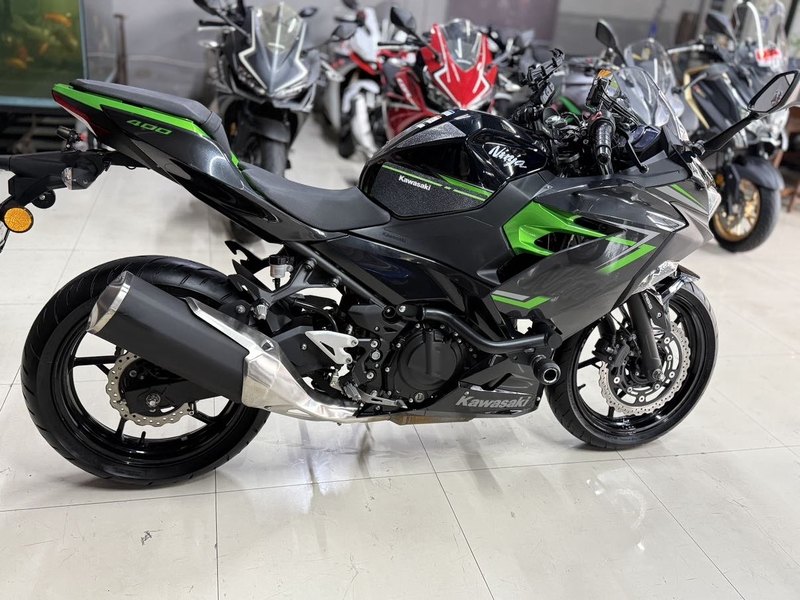 二手川崎Ninja 400