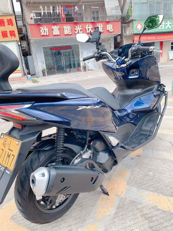 二手五羊本田PCX