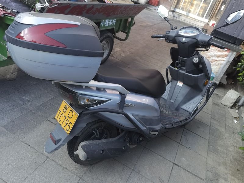 二手济南铃木优驿 UE125T