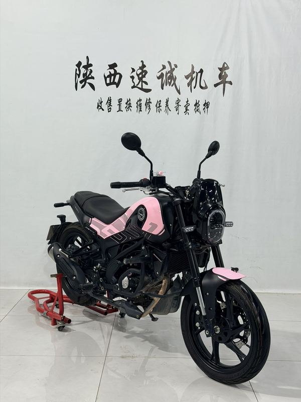 二手贝纳利幼狮 Leoncino 150