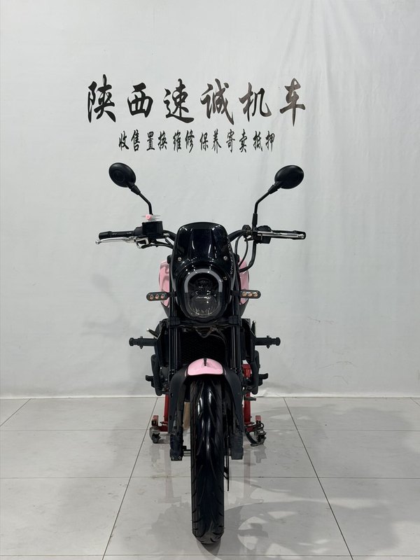 二手贝纳利幼狮 Leoncino 150