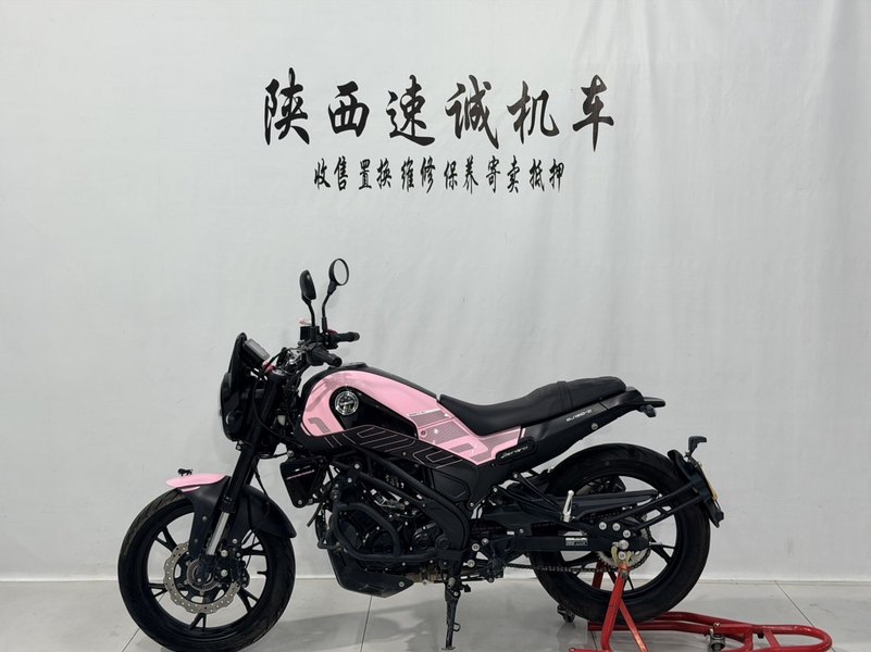 二手贝纳利幼狮 Leoncino 150