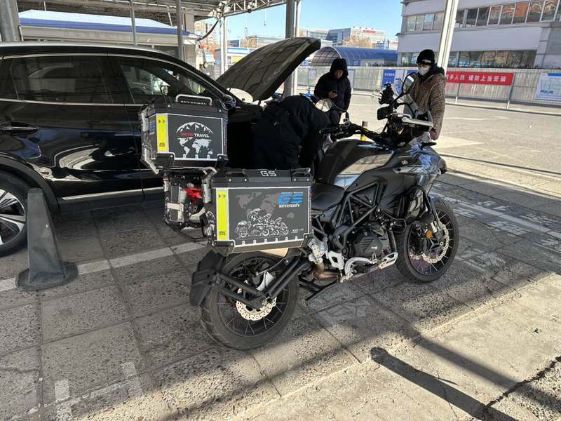 二手贝纳利金鹏 TRK502