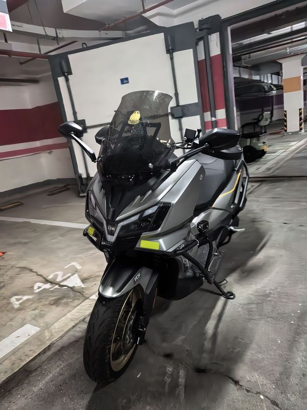 二手三阳哈士奇 Husky ADV300