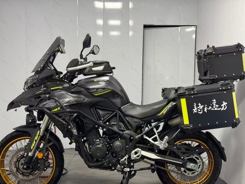 二手贝纳利金鹏 TRK502