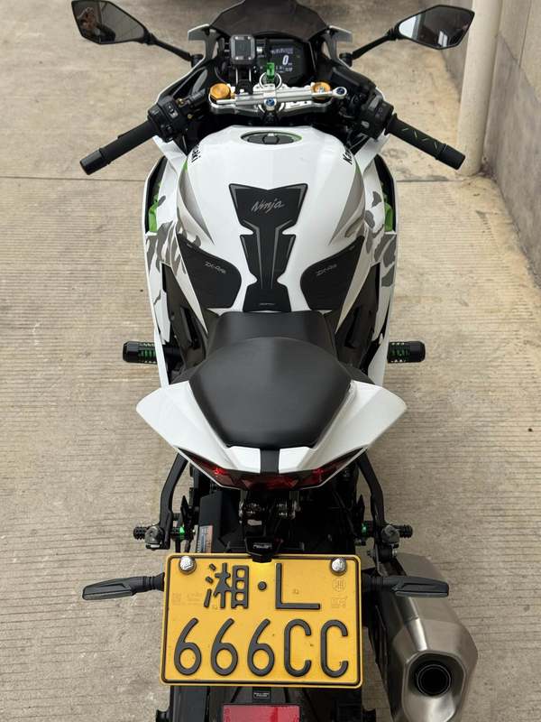 二手川崎ZX-4R