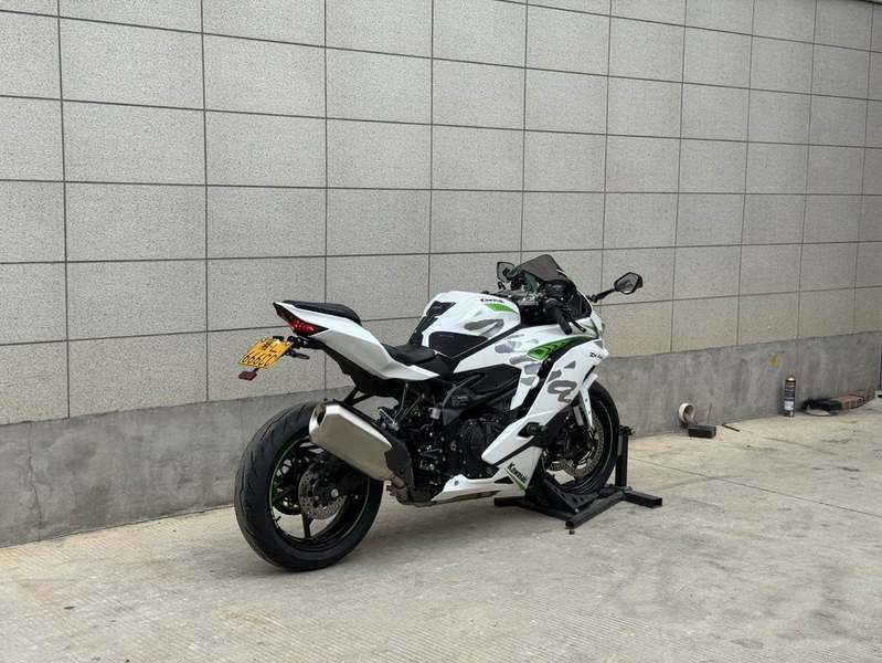 二手川崎ZX-4R