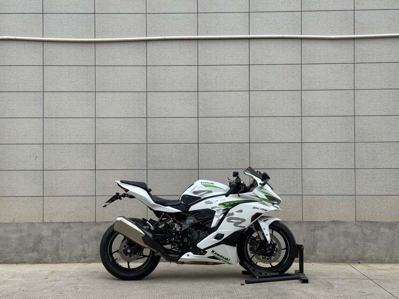二手川崎ZX-4R