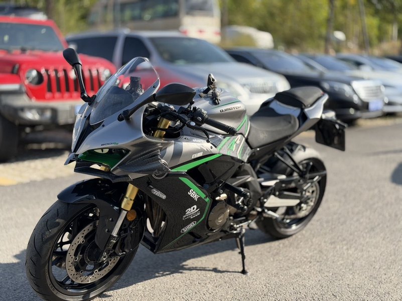 二手QJMOTOR赛600