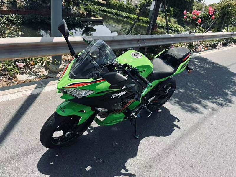 二手川崎Ninja 400