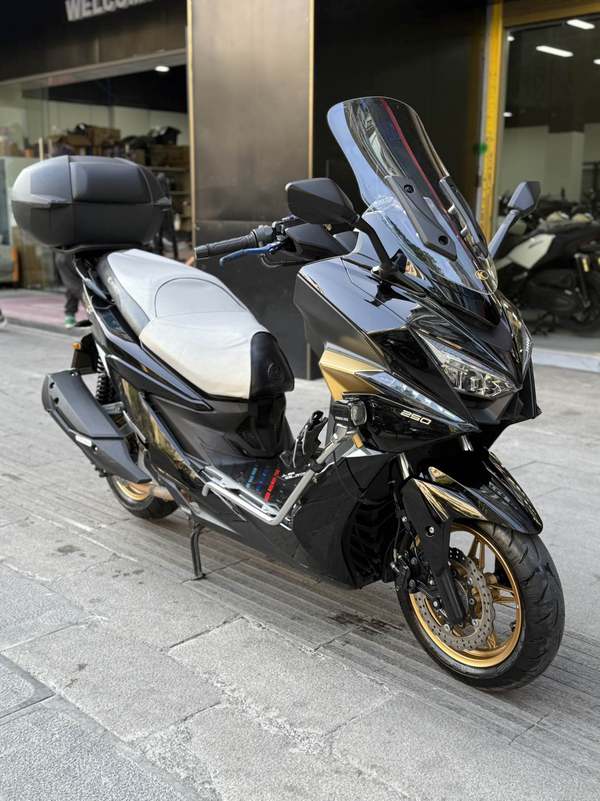 二手光阳赛艇 ST250