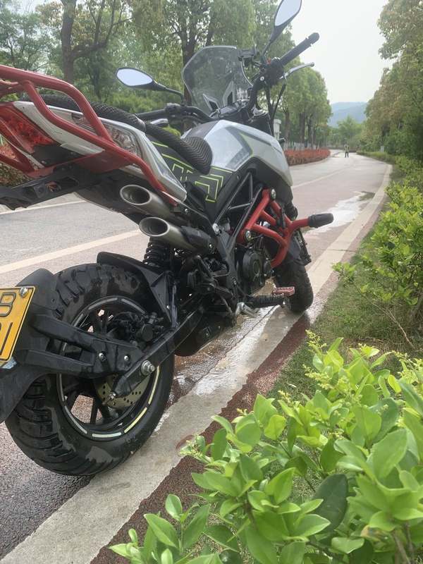 二手贝纳利小暴龙TNT125