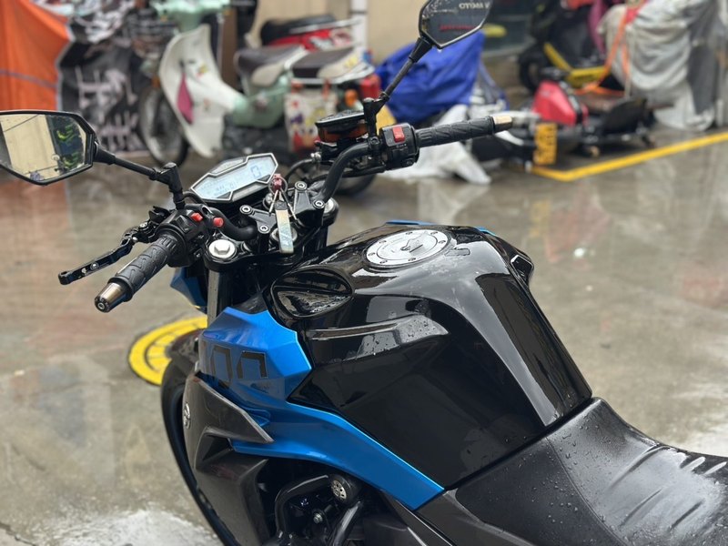 二手春风400NK