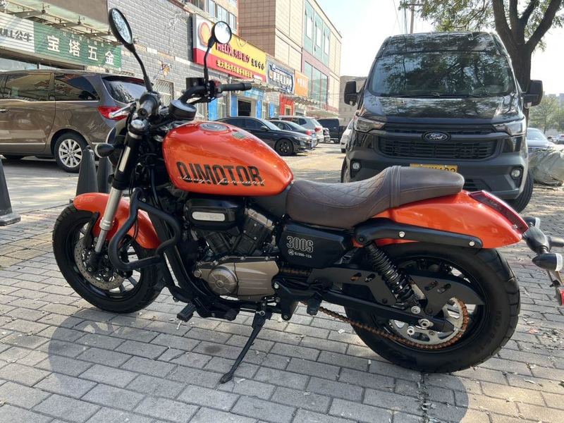二手QJMOTOR闪300