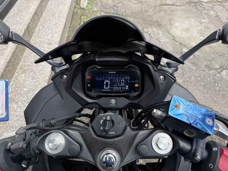 二手豪爵铃木GSX250R