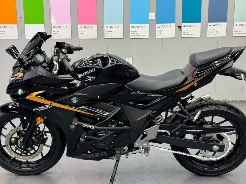 二手豪爵铃木GSX250R