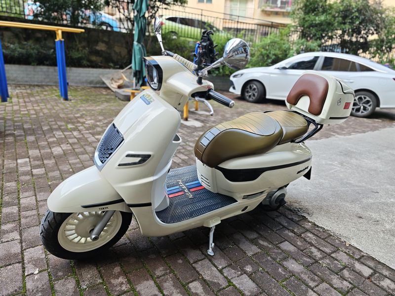 二手南方梦拉丽莎 飞戈