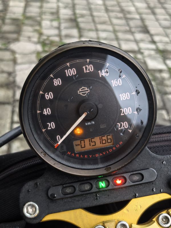 二手哈雷戴维森硬汉 lron 1200