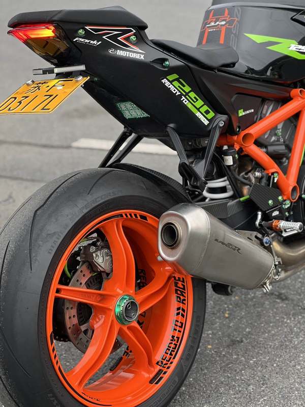二手KTMR2R1290 Super Duke
