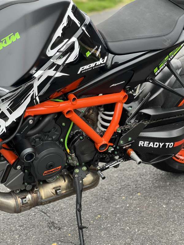 二手KTMR2R1290 Super Duke