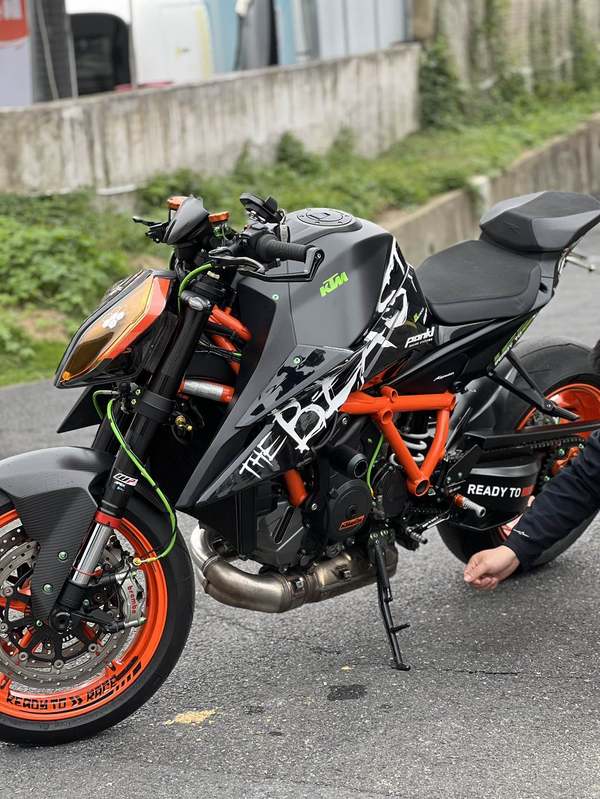 二手KTMR2R1290 Super Duke