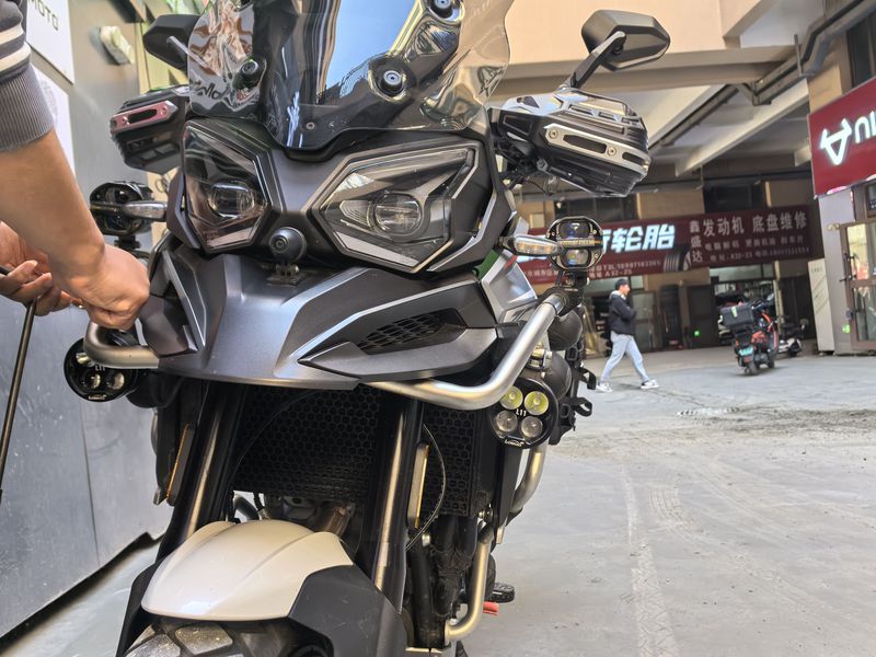 二手高金Hawk1000